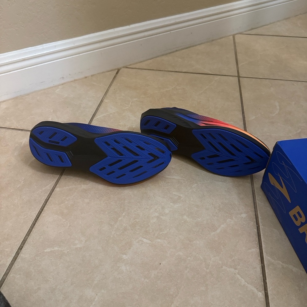 Brooks Hyperion 3 Men’s Running Shoes Size 9 Blue/Coral Papaya Brand New in Box - Picture 9 of 11